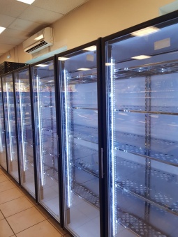 Купить холодильная камера на 6 стеклянных двери коловрат 6 - холодильное оборудование и комплекс услуг холодоснабжения